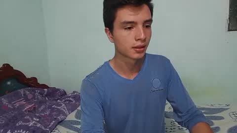 Snapshot of aleo_011 chatting on 12-02-24, 03:15 Alejandro online show from 12-02-24, 03:15