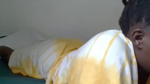 Noreen Kennth and Emilly online show from 01-29-25, 11:09