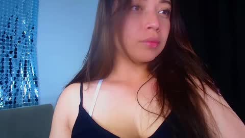 QUEEN OFF MILk  IM BACK  15 NOV online show from 02-07-25, 02:19