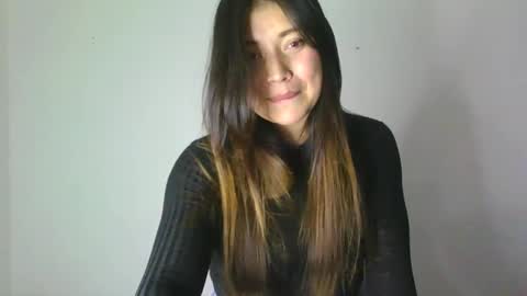 QUEEN OFF MILk  IM BACK  15 NOV online show from 10-01-25, 01:33
