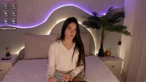 Snapshot of aleska_romanov chatting on 10-08-25, 12:25 ALESKA online show from 10-08-25, 12:25
