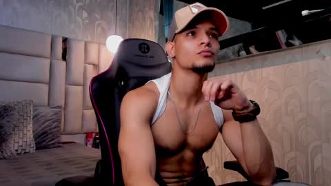 Alessandro King online show from 12-20-24, 05:18