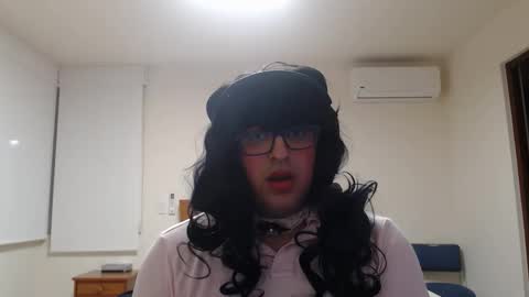 AlessaBabyGirl840 online show from 10-21-25, 08:15