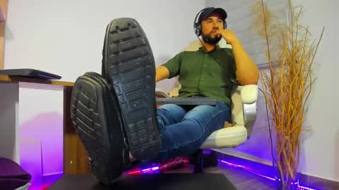 Snapshot of alessandro__wye chatting on 12-03-24, 11:01 ALESSANDRO WYE online show from 12-03-24, 11:01