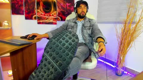 Snapshot of alessandro__wye chatting on 01-07-25, 06:38 ALESSANDRO WYE online show from 01-07-25, 06:38