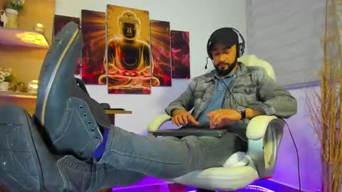Snapshot of alessandro__wye chatting on 01-25-25, 04:45 ALESSANDRO WYE online show from 01-25-25, 04:45