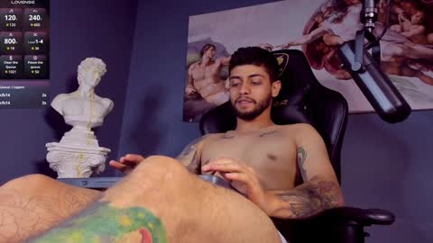Snapshot of alessandro_duty chatting on 02-26-25, 12:49 Alessandro INDEPENDENT MODEL online show from 02-26-25, 12:49