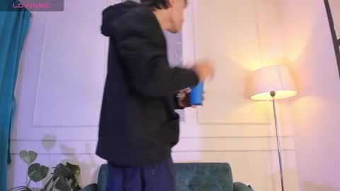 Alessandro Dybala online show from 10-25-25, 12:23