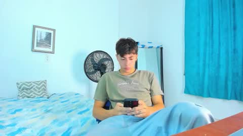 Snapshot of alessandro_dybala chatting on 02-25-26, 12:04 Alessandro Dybala online show from 02-25-26, 12:04