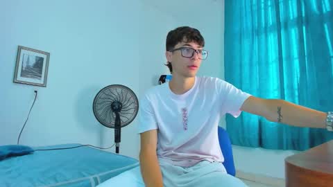 Snapshot of alessandro_dybala chatting on 02-26-26, 12:26 Alessandro Dybala online show from 02-26-26, 12:26