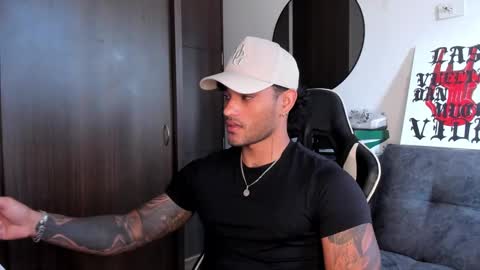 Alessandro Vanni online show from 09-26-25, 12:09