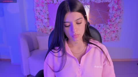 Snapshot of alessiacorleone_ chatting on 12-22-24, 12:27 Alessia online show from 12-22-24, 12:27