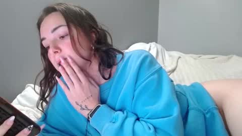 Alessia Snow online show from 11-23-25, 11:15