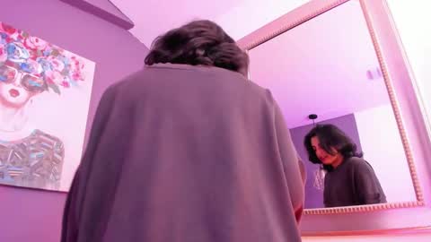 alessiia__ online show from 11-18-25, 04:06