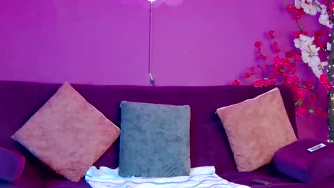 Snapshot of alessiovitale chatting on 11-27-25, 12:18 Alessio online show from 11-27-25, 12:18