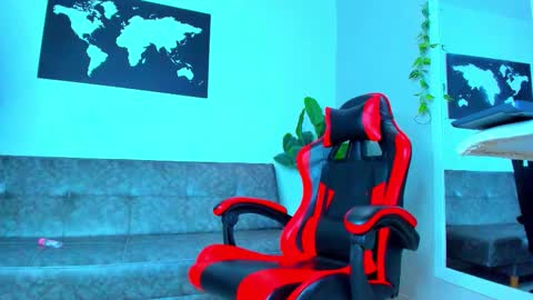 Snapshot of alessrose22 chatting on 03-02-26, 08:37 Aless Rose online show from 03-02-26, 08:37