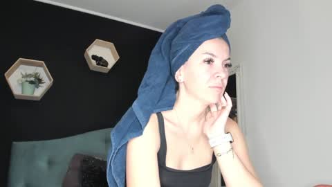 Snapshot of alesys69 chatting on 01-18-25, 11:54 alesys69 online show from 01-18-25, 11:54