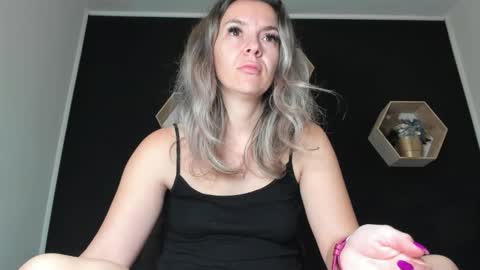 Snapshot of alesys69 chatting on 10-12-25, 09:25 alesys69 online show from 10-12-25, 09:25