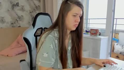 Aletta Oushen online show from 10-09-25, 11:08