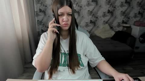 Aletta Oushen online show from 03-06-26, 07:38