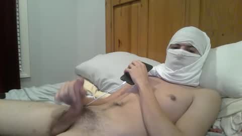 Snapshot of alex1817c chatting on 10-18-25, 03:09 alex1817c online show from 10-18-25, 03:09