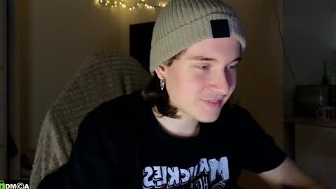 Snapshot of alex_candy_pump chatting on 02-10-26, 08:13 FAVORITE online show from 02-10-26, 08:13