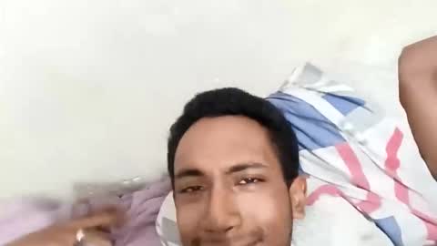 Snapshot of alex_cumboy chatting on 10-26-25, 05:08 alejo online show from 10-26-25, 05:08