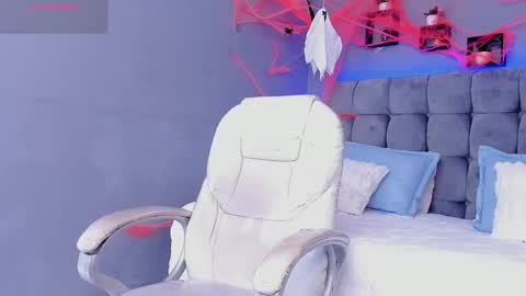 alex online show from 10-30-25, 12:17