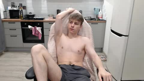 Snapshot of alex_gotcha chatting on 11-09-25, 10:08 Alex online show from 11-09-25, 10:08