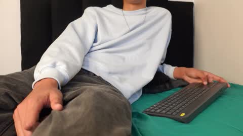 alex_mark_ online show from 02-13-26, 01:18