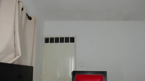 alex_mojica online show from 10-05-25, 06:12