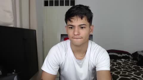 alex_mojica online show from 10-08-25, 06:22
