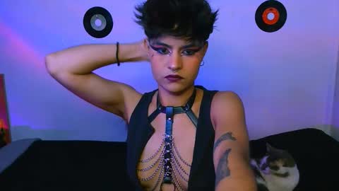 Alex online show from 11-18-25, 11:26