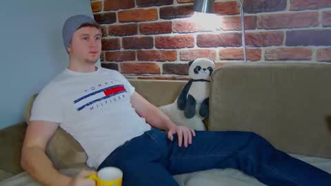 Alex online show from 02-10-26, 07:45