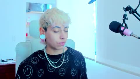 Residente0xxx online show from 11-27-25, 07:16