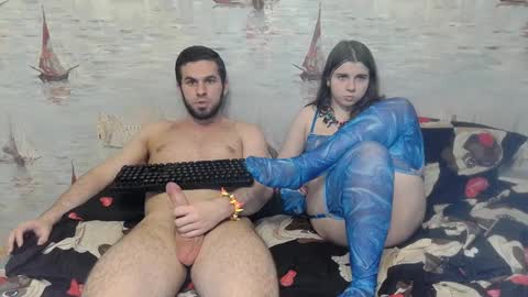 Snapshot of alex_sarah_sex chatting on 01-10-25, 12:06 Alex and Sarah online show from 01-10-25, 12:06