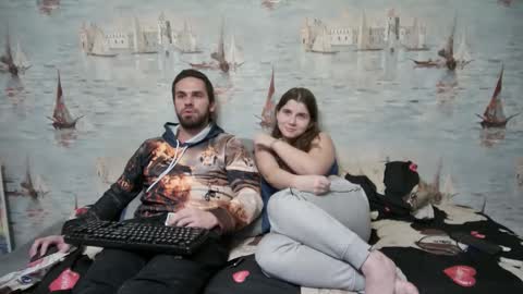 Snapshot of alex_sarah_sex chatting on 11-07-25, 08:42 Alex and Sarah online show from 11-07-25, 08:42