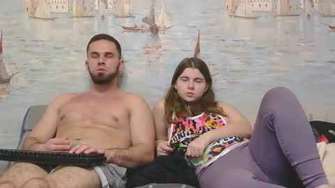 Snapshot of alex_sarah_sex chatting on 11-26-25, 01:06 Alex and Sarah online show from 11-26-25, 01:06