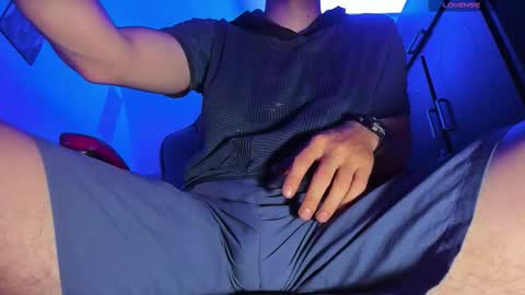     online show from 02-14-26, 04:59