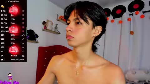 Snapshot of alex_sweet_69 chatting on 10-22-25, 12:27 Alex online show from 10-22-25, 12:27