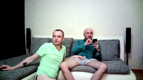 Alex and Tobey online show from 01-19-26, 02:15