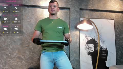Alex Towers online show from 12-04-24, 09:13