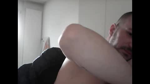 Snapshot of alex_vlad chatting on 02-27-26, 04:40 Alexandru online show from 02-27-26, 04:40