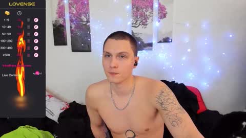 Snapshot of alex_wandhot chatting on 02-03-26, 06:40 Alex WandHot online show from 02-03-26, 06:40