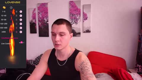 Snapshot of alex_wandhot chatting on 02-13-26, 06:53 Alex WandHot online show from 02-13-26, 06:53