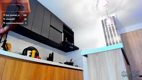 Alex Wolf online show from 01-09-26, 02:47