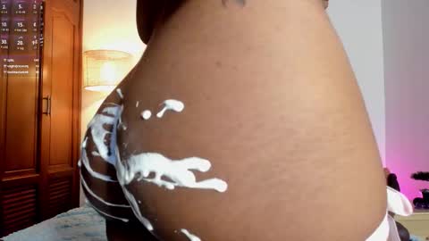 alexa_cortes23 online show from 11-20-25, 11:04