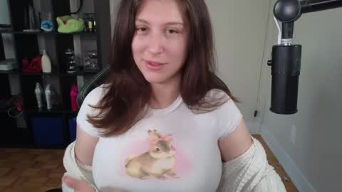 dont be afraid to click social media link its  working  just click on that  online show from 10-16-25, 10:11