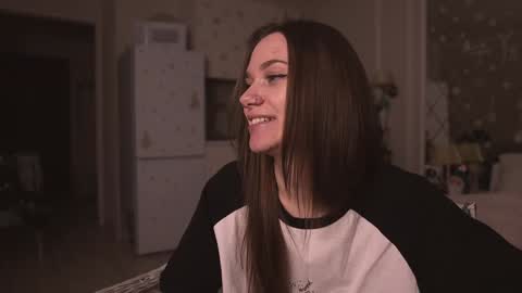 Snapshot of alexa_feels chatting on 12-21-24, 05:47 Little Duck homie online show from 12-21-24, 05:47