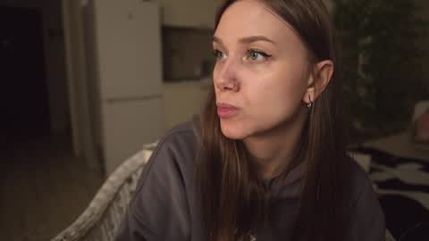 Snapshot of alexa_feels chatting on 09-20-25, 03:46 Little Duck homie online show from 09-20-25, 03:46